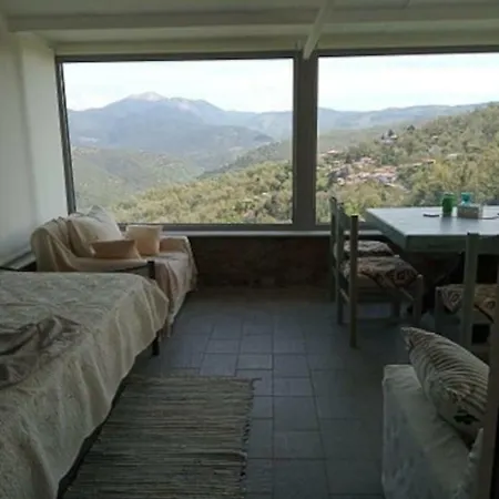 Eagle's Nest - αετοφωλιά Semesterbostad